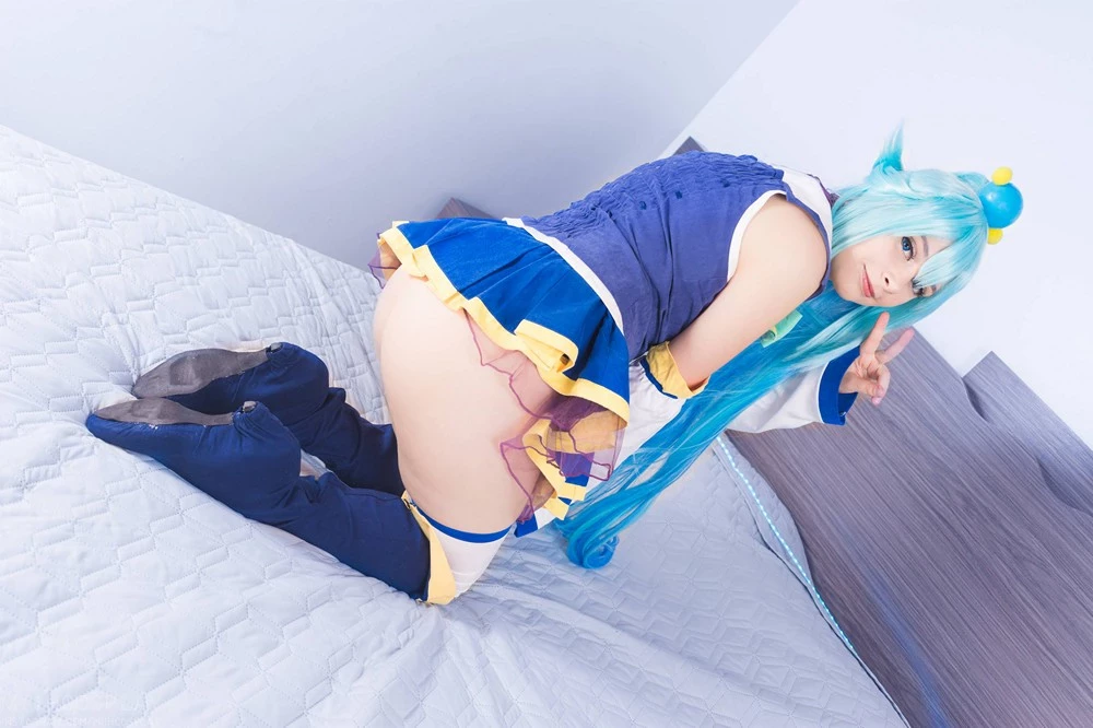 Miih Cosplay - Aqua