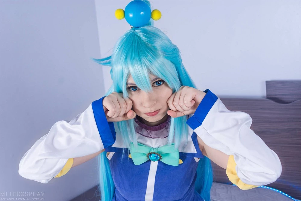 Miih Cosplay - Aqua