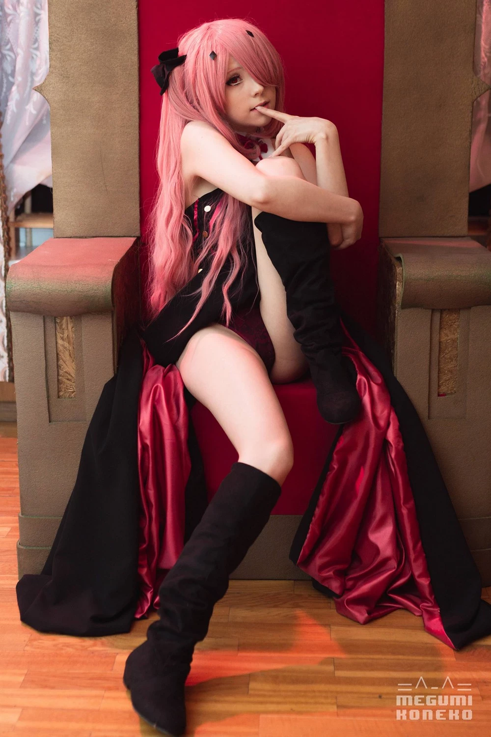 Megumi Koneko - Krul Tepes