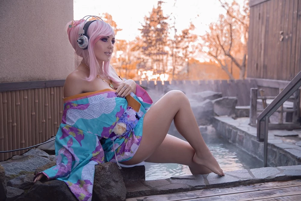 JNigri Super Sonico すーぱーそに子 Nico-Chan -Onsen Cosplay