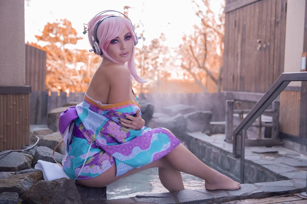 JNigri Super Sonico すーぱーそに子 Nico-Chan -Onsen Cosplay