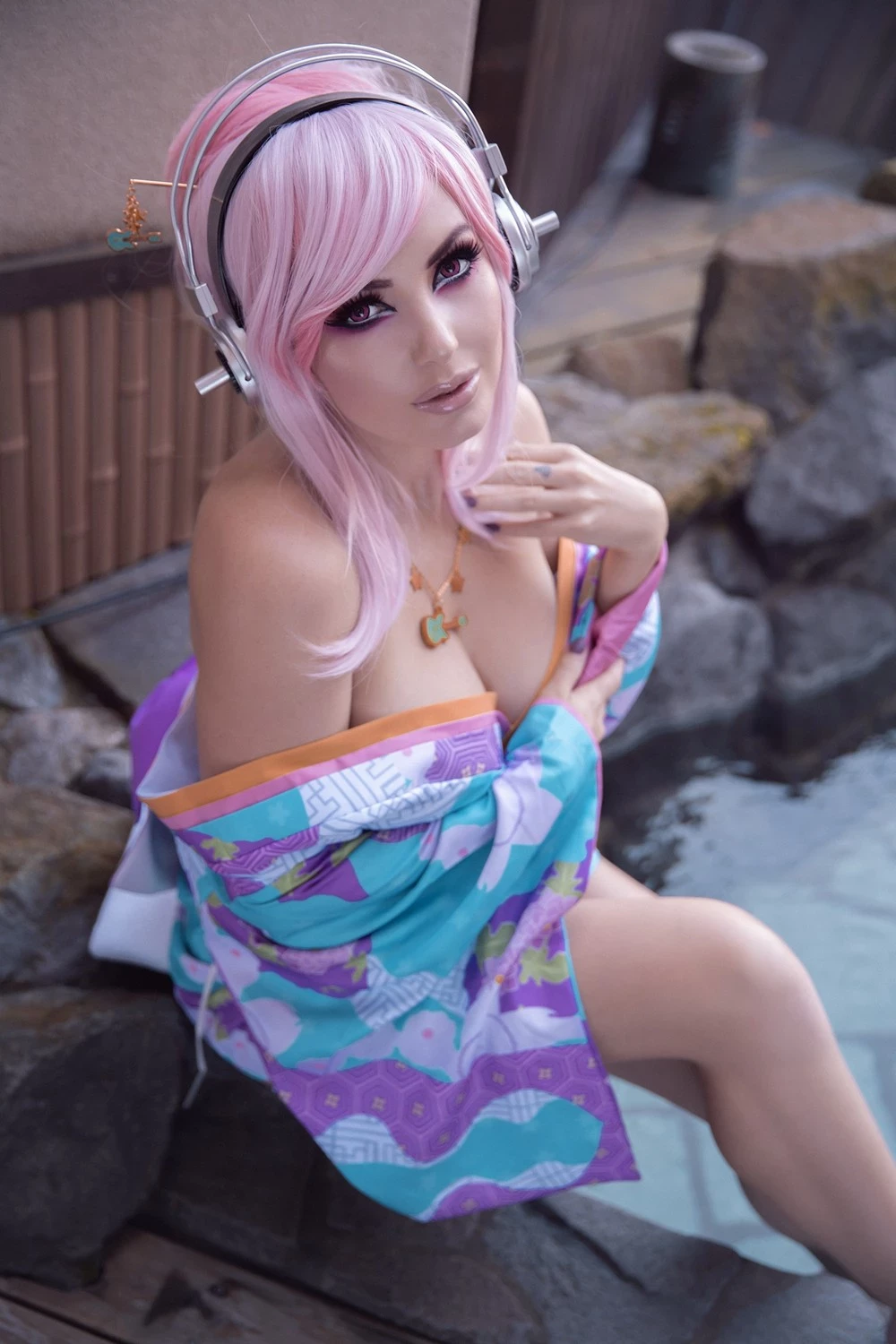 JNigri Super Sonico すーぱーそに子 Nico-Chan -Onsen Cosplay