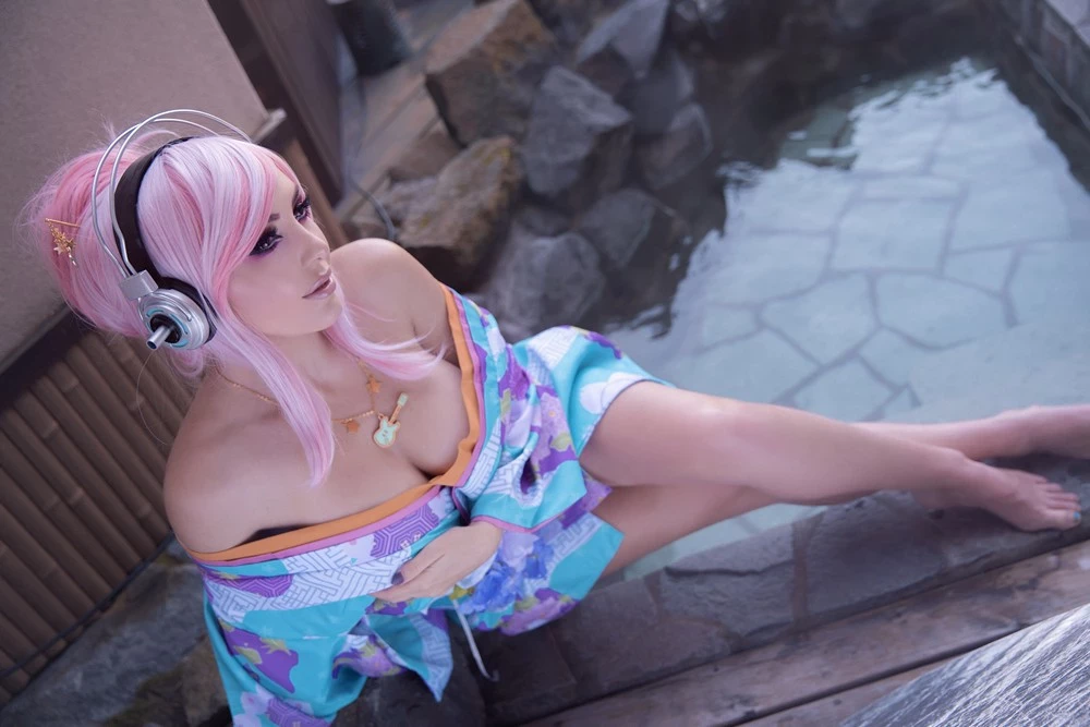 JNigri Super Sonico すーぱーそに子 Nico-Chan -Onsen Cosplay