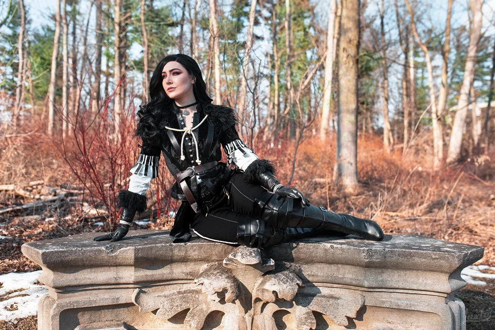 Luxlo Cosplay - Yennefer