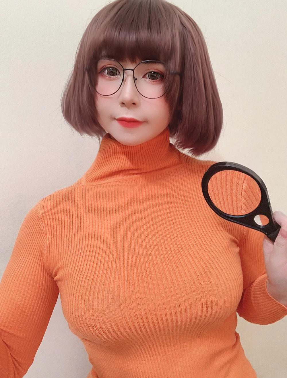 UyUy - Velma