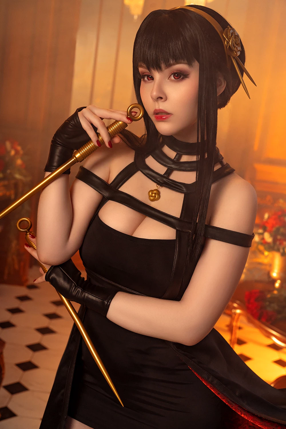 Disharmonica - Yor Briar Cosplay [Spy x Family]