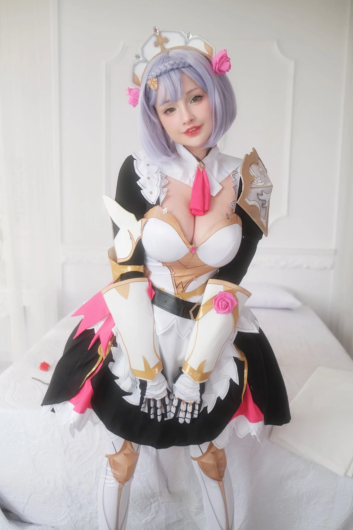 Hidori Rose Cosplay Noelle – Genshin Impact