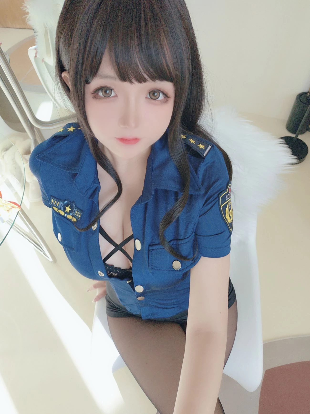 日奈嬌 豹紋女警