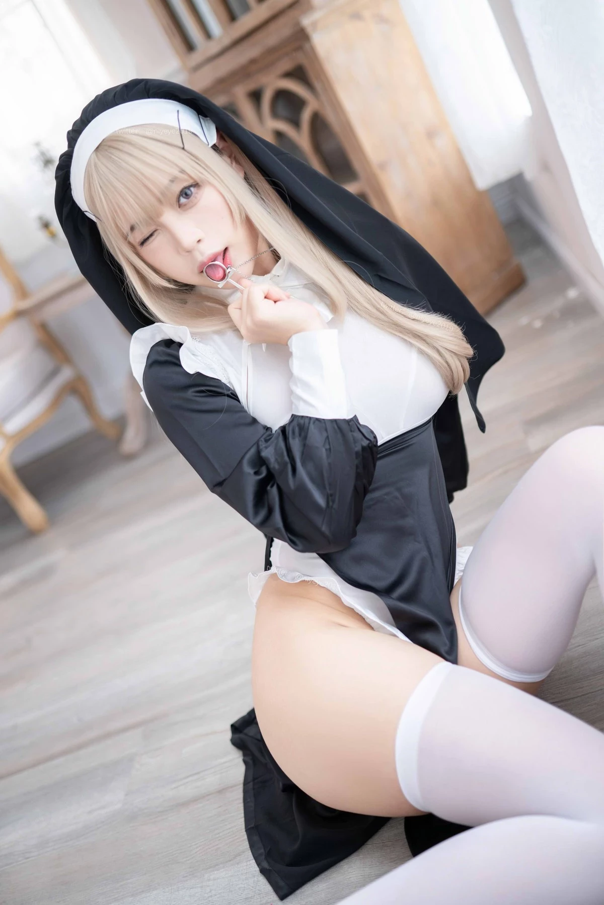 白燁 Cosplay 禁x欲修女