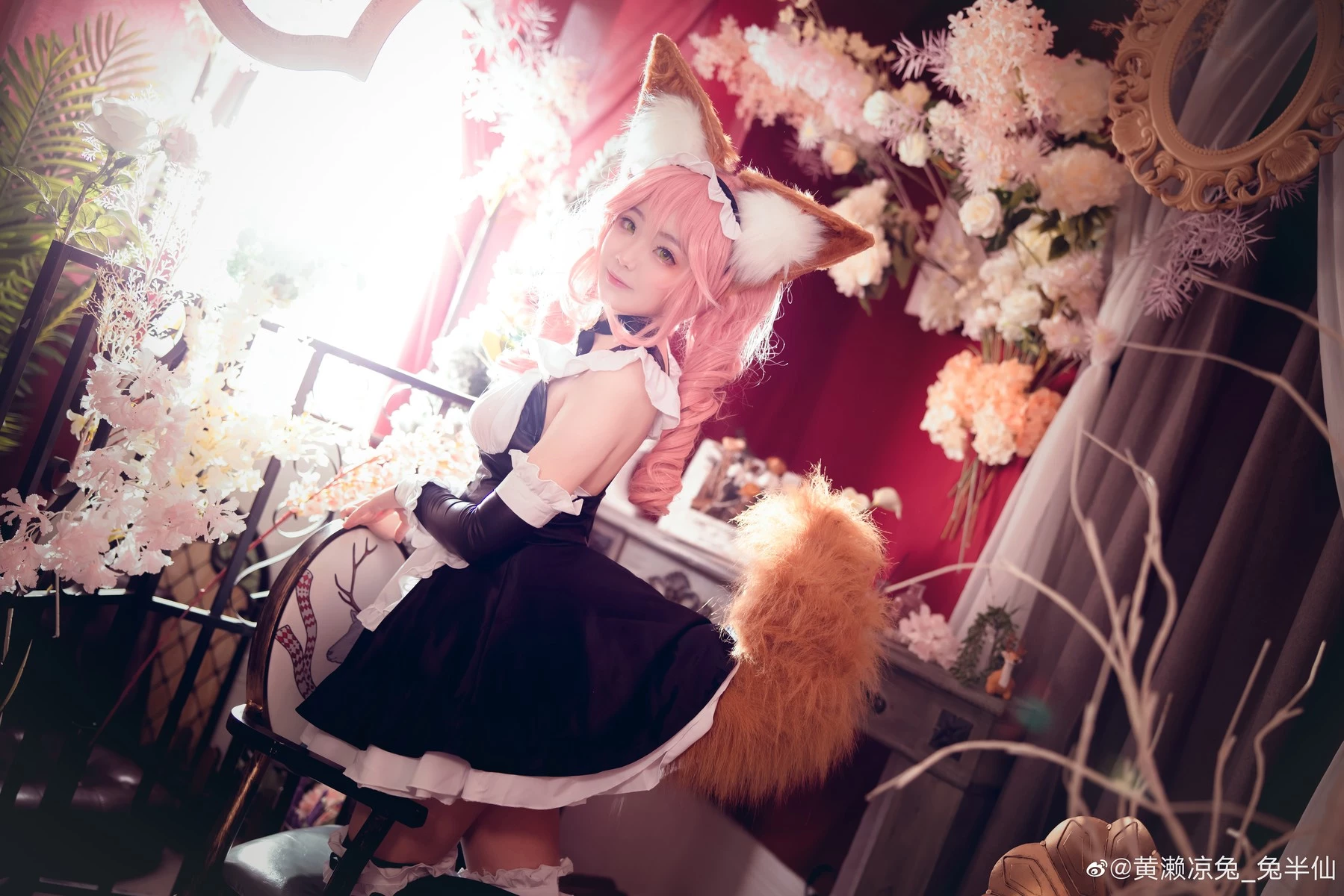 黃瀨涼兔_兔半仙 Cosplay fate玉藻前女僕ver