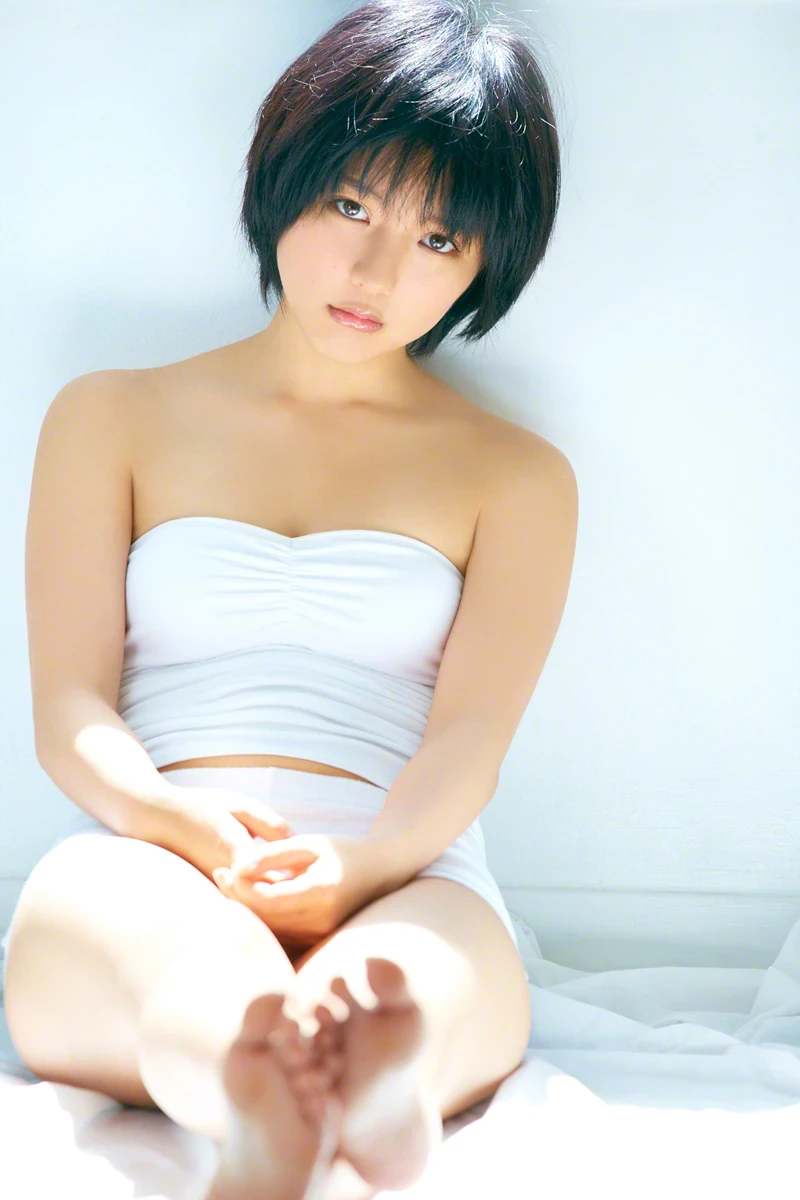 135 Erina Mano 真野恵里菜 2