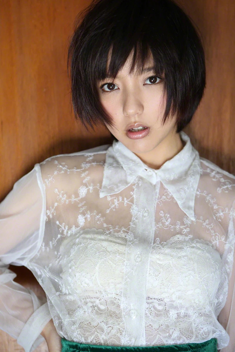 117 Erina Mano 真野恵里菜 2