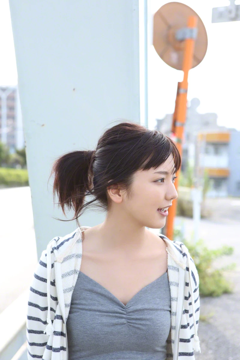 131 Erina Mano 真野恵里菜 1