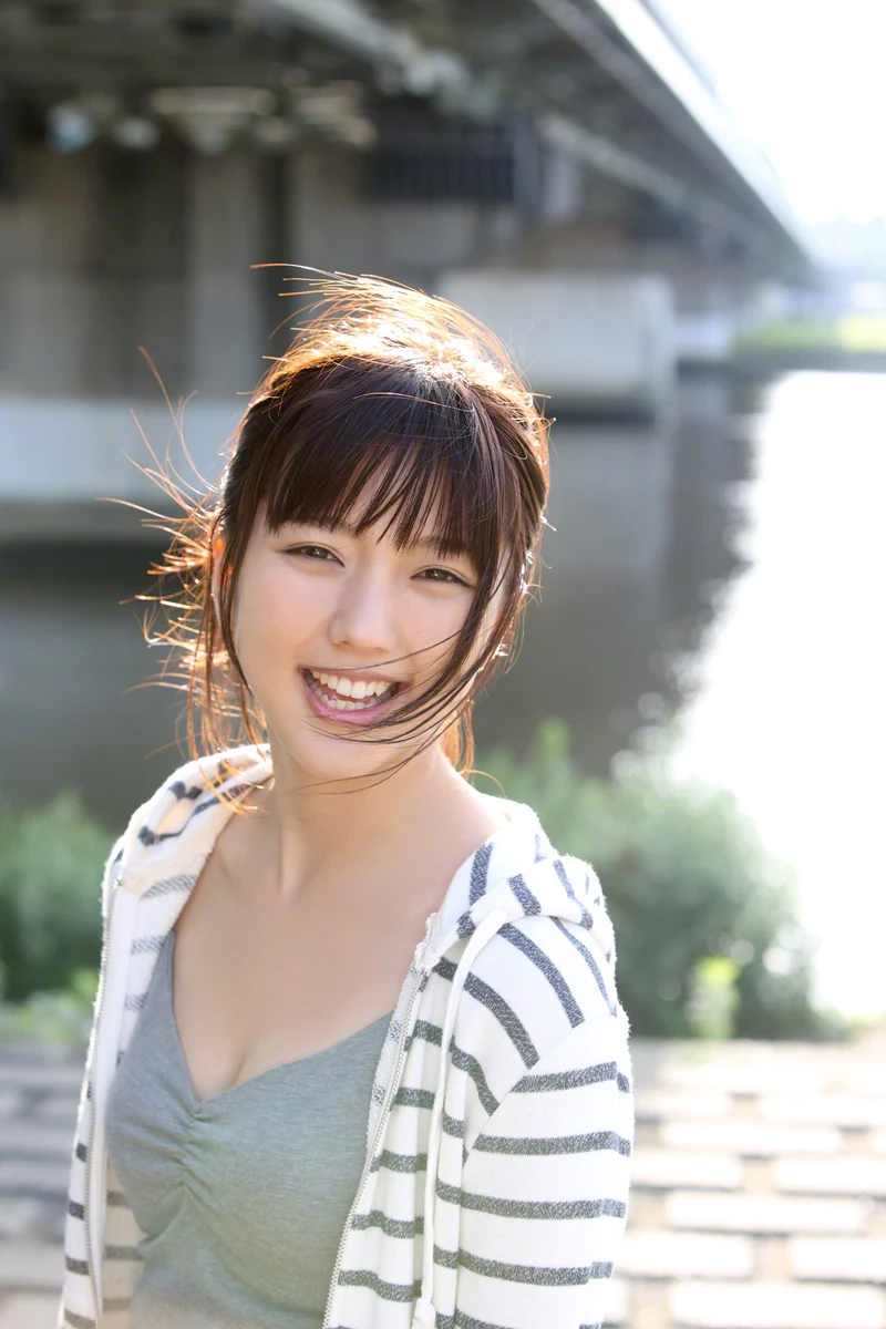 131 Erina Mano 真野恵里菜 1