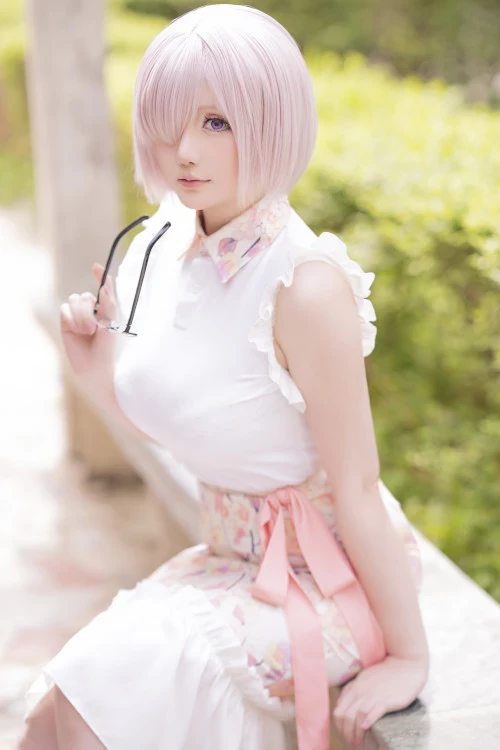 Cosplay 桜桃喵 果夏