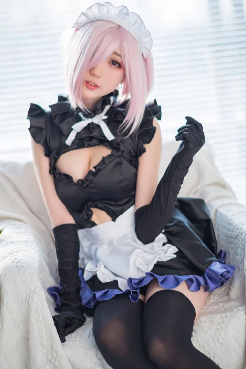 Cosplay 白燁 黑槍呆女僕