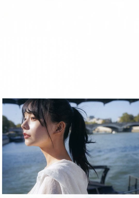 椛岛光[Photobook] 1st写真集  chouchou’2024.12.11 [99P]